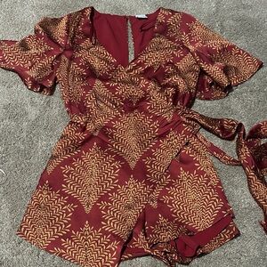 Selfie Leslie  Patterned Romper